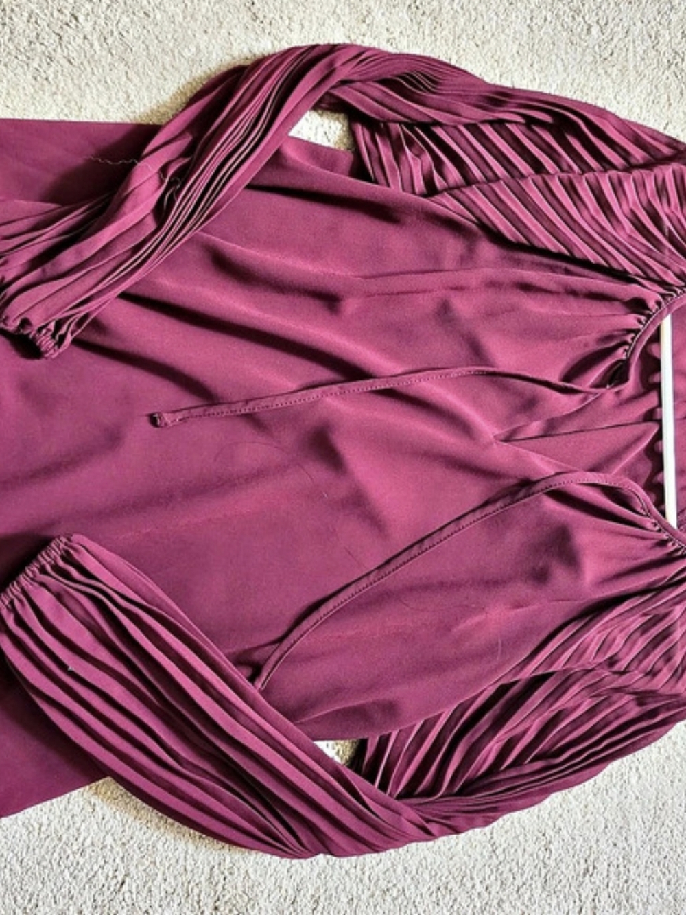Pleated Sleeve With Tie Front Top in Burgundy